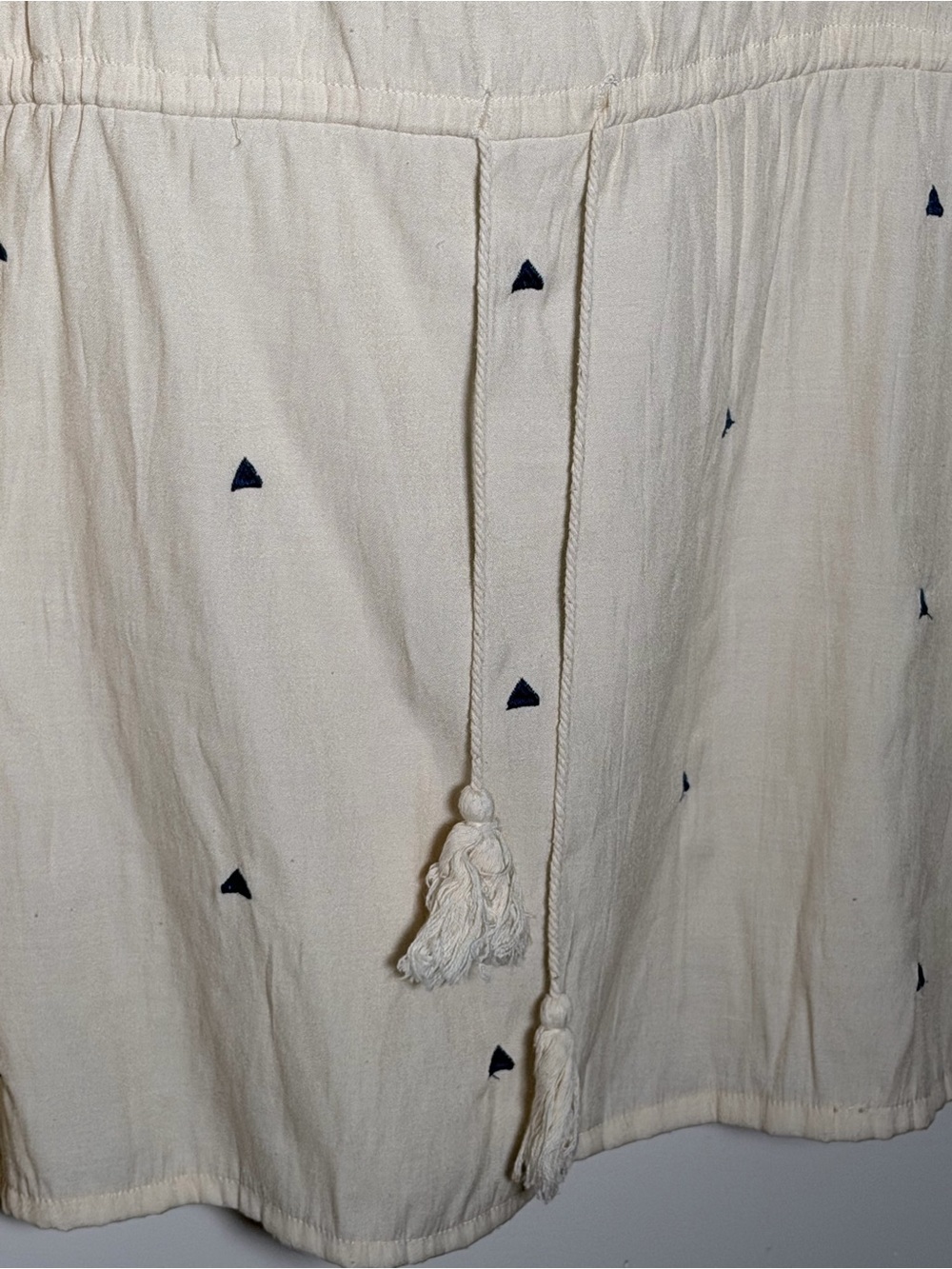 Umgee Cream Tunic with Navy and Coral Embroidery - Picture 3 of 6